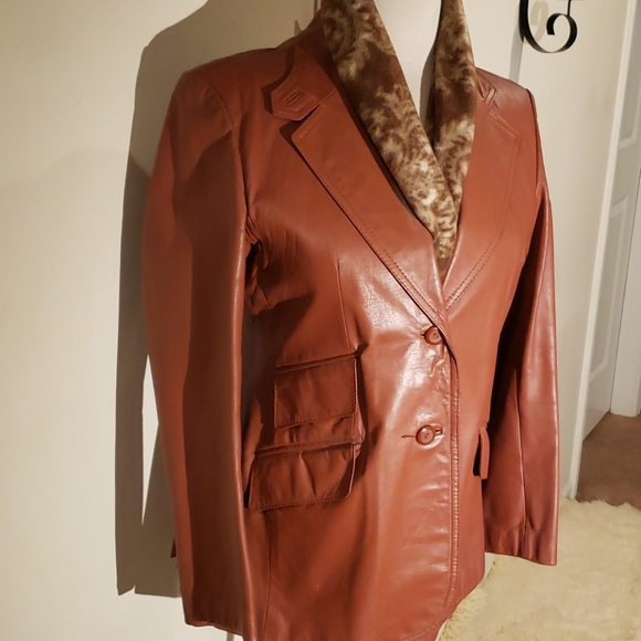 Jacket Lather - Picture 3 of 13